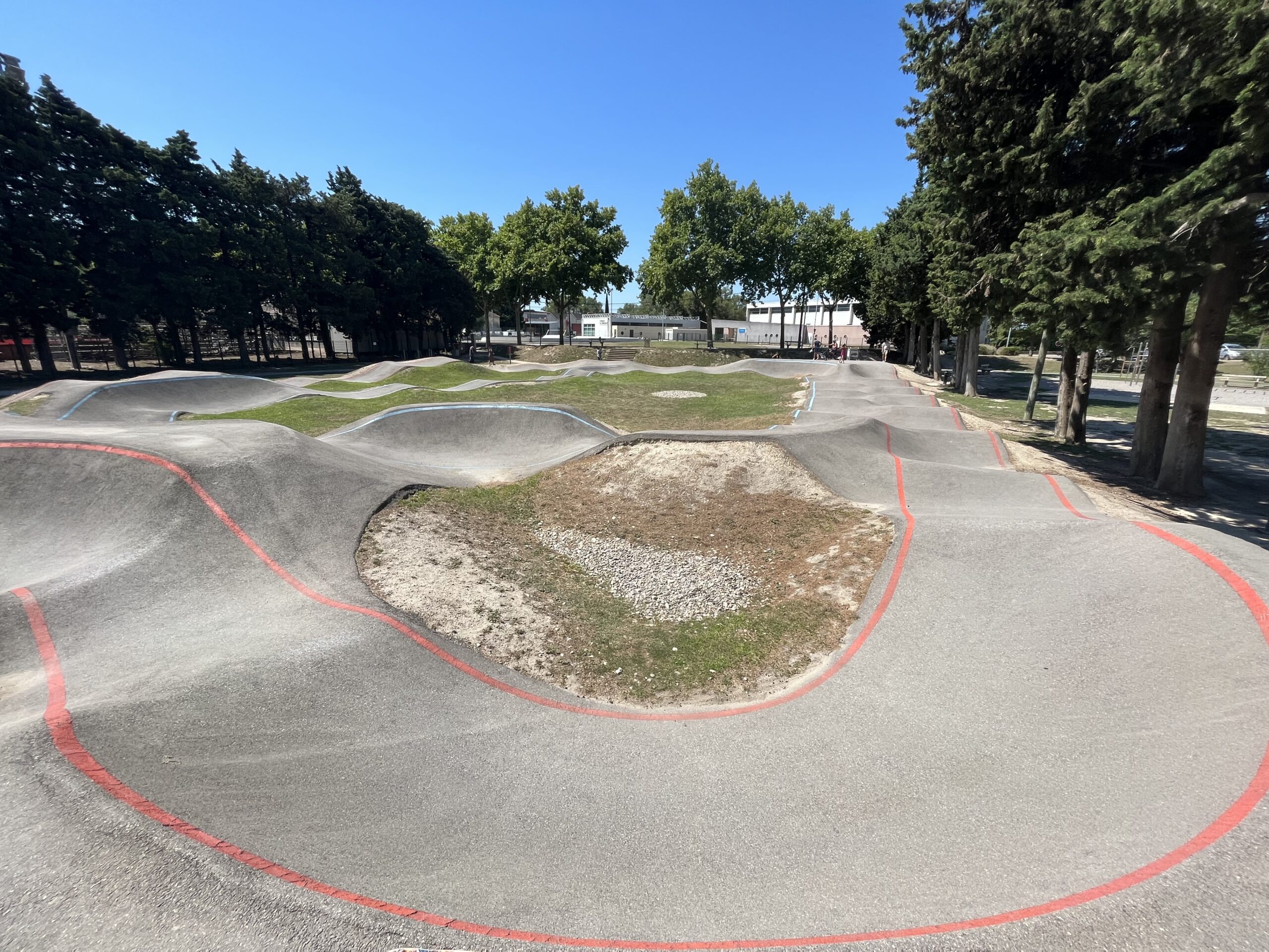 All you need to ride, Cavaillon pumptrack, France