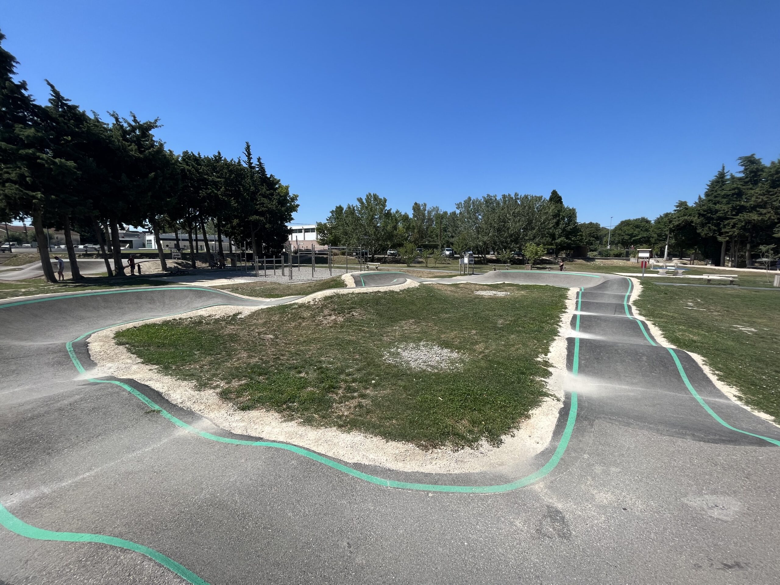 All you need to ride, Cavaillon pumptrack, France